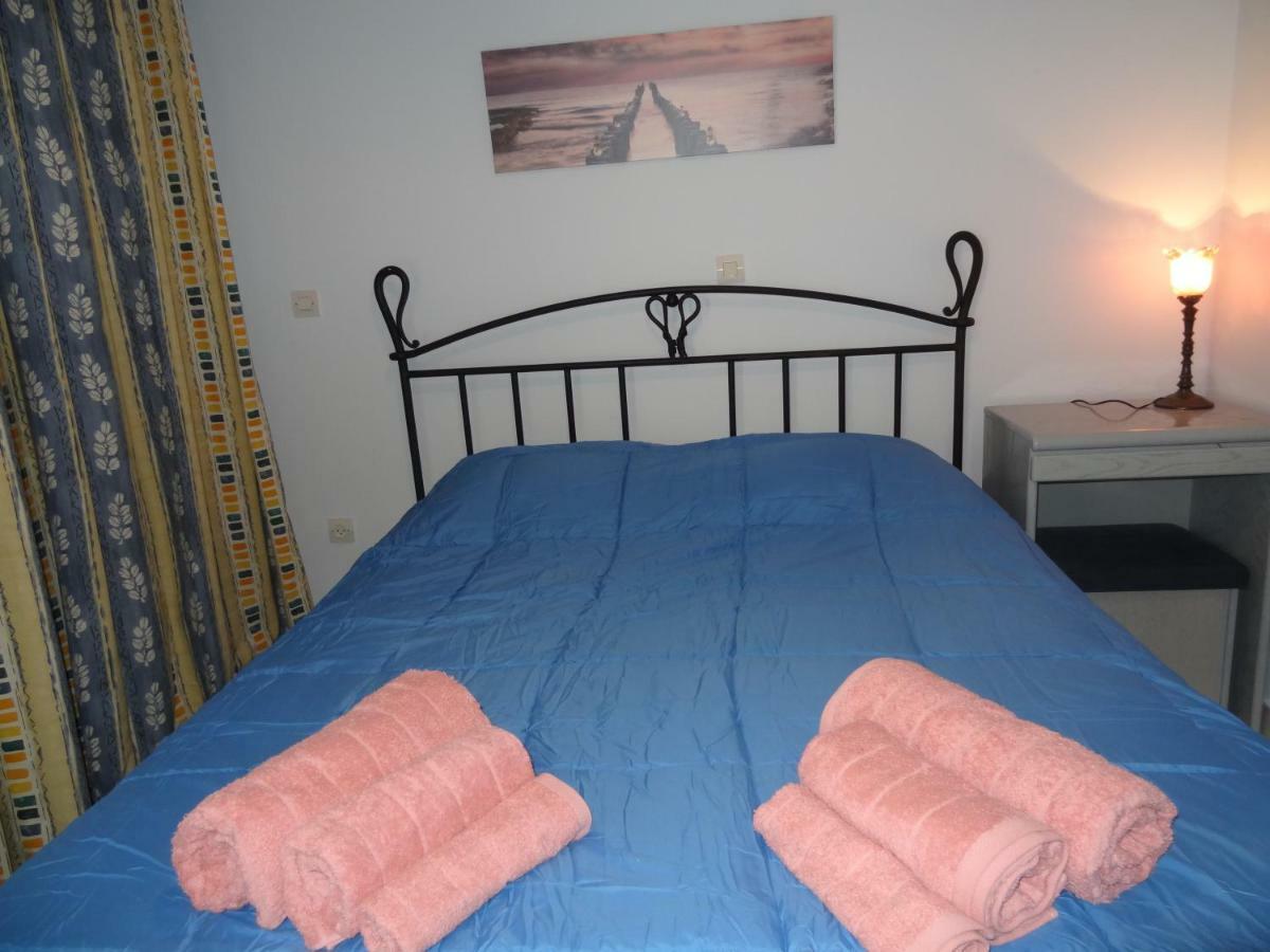 Aura Apartment กาลามาตา ภายนอก รูปภาพ