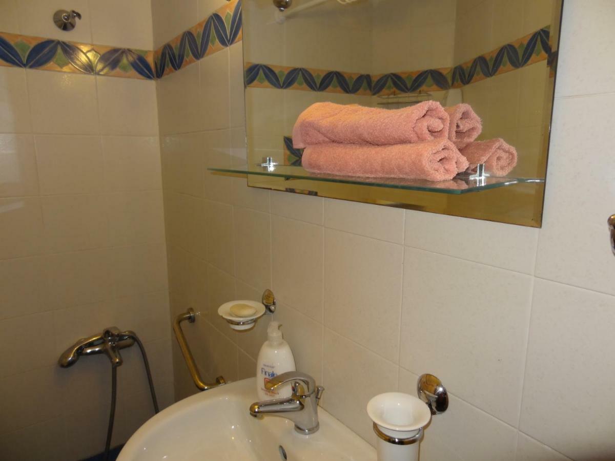 Aura Apartment กาลามาตา ภายนอก รูปภาพ